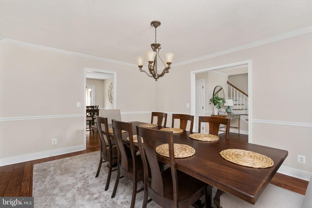 8250 SINGING WOOD CT, SPOTSYLVANIA, Virginia 22553, 4 Bedrooms Bedrooms, ,2 BathroomsBathrooms,Residential,8250 SINGING WOOD CT,VASP2043164 MLS # VASP2043164