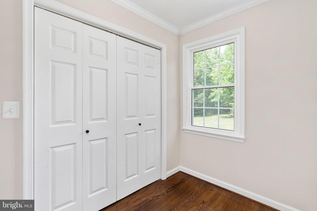 8250 SINGING WOOD CT, SPOTSYLVANIA, Virginia 22553, 4 Bedrooms Bedrooms, ,2 BathroomsBathrooms,Residential,8250 SINGING WOOD CT,VASP2043164 MLS # VASP2043164