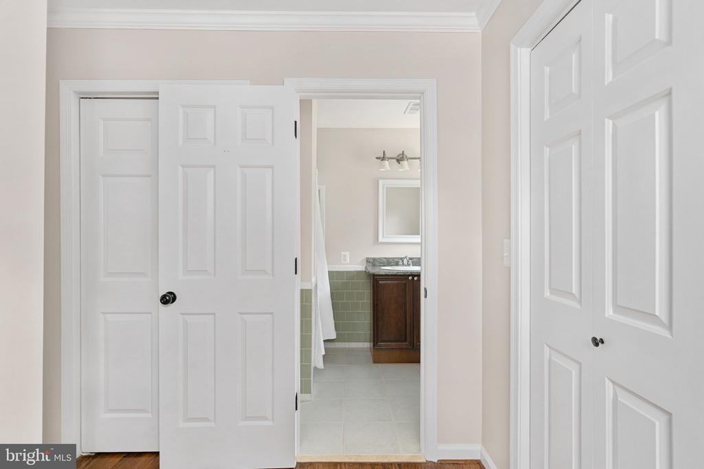 8250 SINGING WOOD CT, SPOTSYLVANIA, Virginia 22553, 4 Bedrooms Bedrooms, ,2 BathroomsBathrooms,Residential,8250 SINGING WOOD CT,VASP2043164 MLS # VASP2043164