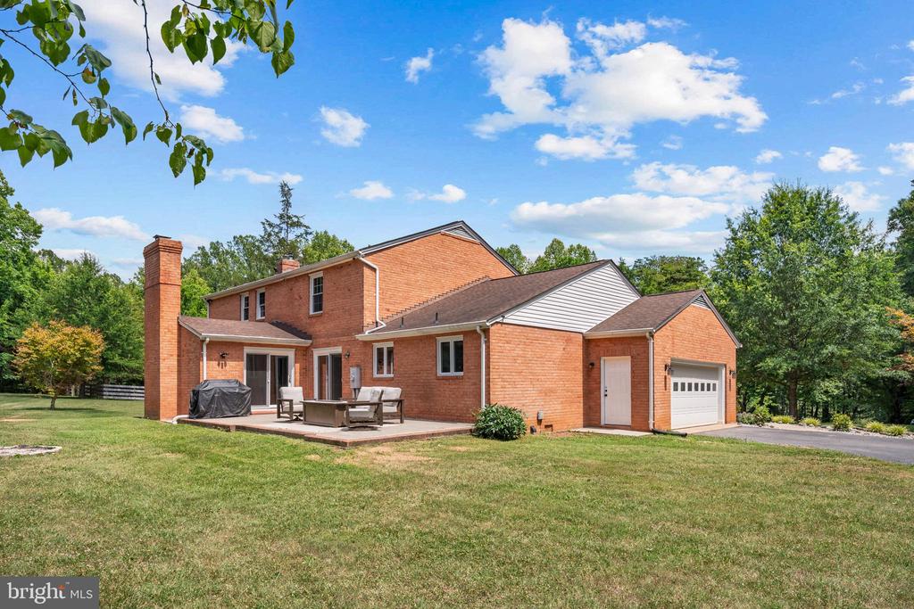 8250 SINGING WOOD CT, SPOTSYLVANIA, Virginia 22553, 4 Bedrooms Bedrooms, ,2 BathroomsBathrooms,Residential,8250 SINGING WOOD CT,VASP2043164 MLS # VASP2043164