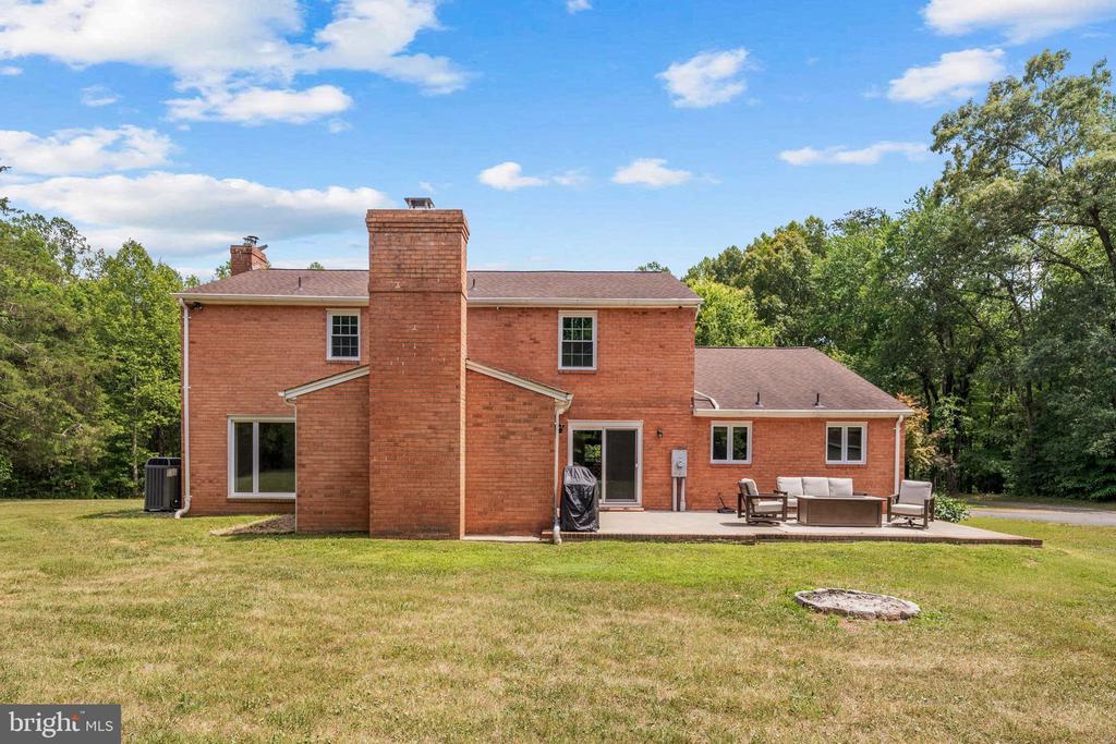8250 SINGING WOOD CT, SPOTSYLVANIA, Virginia 22553, 4 Bedrooms Bedrooms, ,2 BathroomsBathrooms,Residential,8250 SINGING WOOD CT,VASP2043164 MLS # VASP2043164