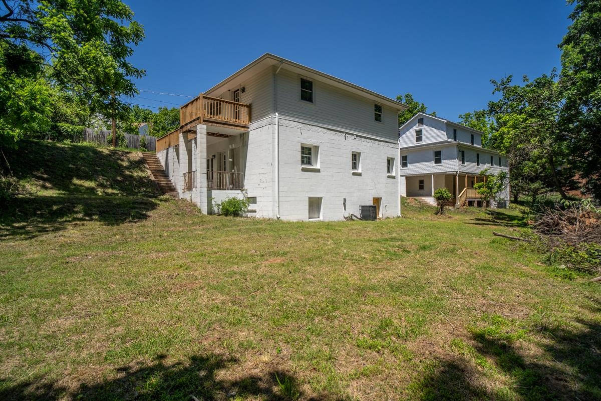1205 BURNETT ST, STAUNTON, Virginia 24401, 2 Bedrooms Bedrooms, ,1 BathroomBathrooms,Residential,1205 BURNETT ST,677740 MLS # 677740