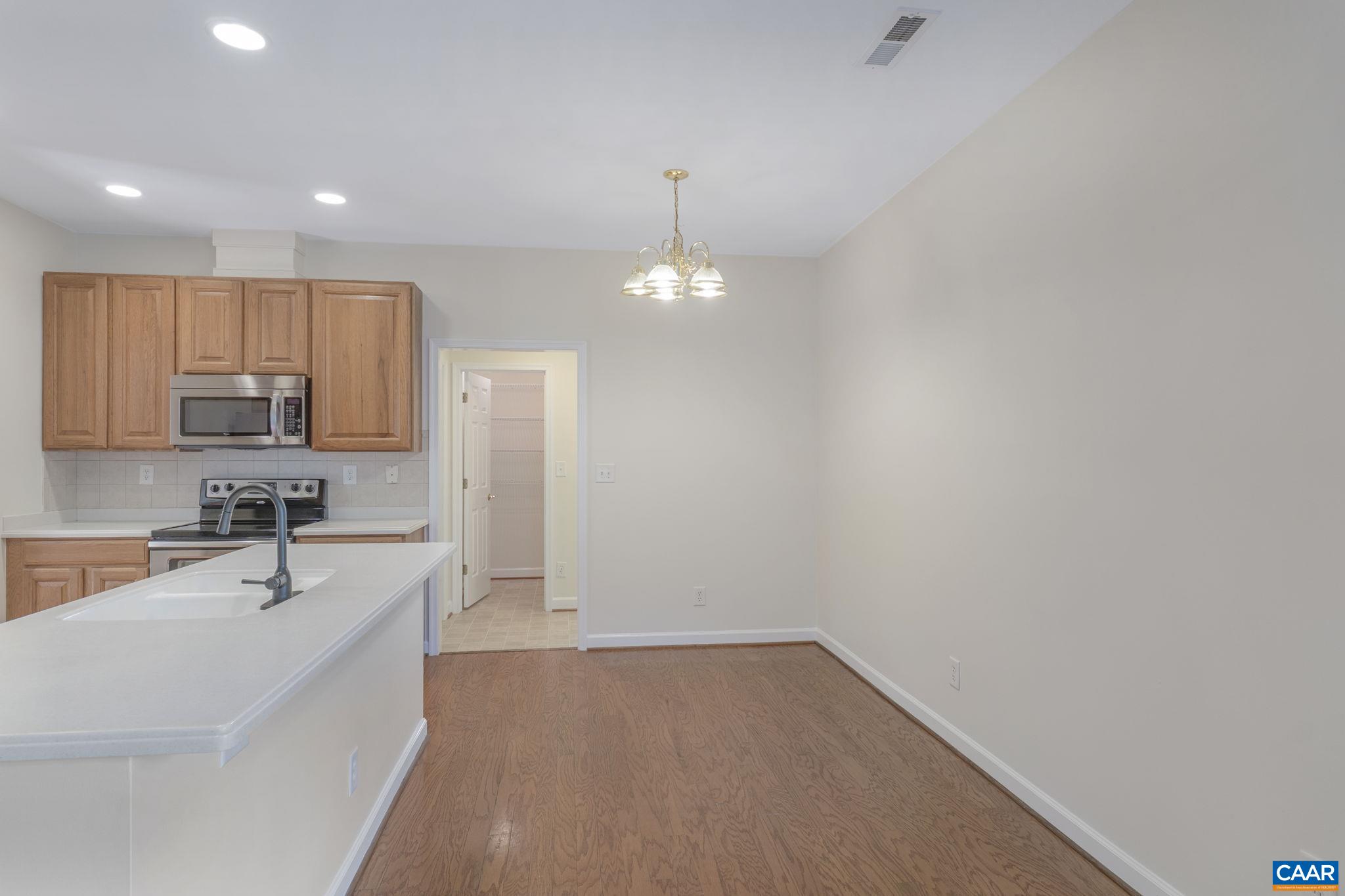 3353 TURNBERRY CIR, CHARLOTTESVILLE, Virginia 22911, 3 Bedrooms Bedrooms, ,2 BathroomsBathrooms,Residential,3353 TURNBERRY CIR,678438 MLS # 678438