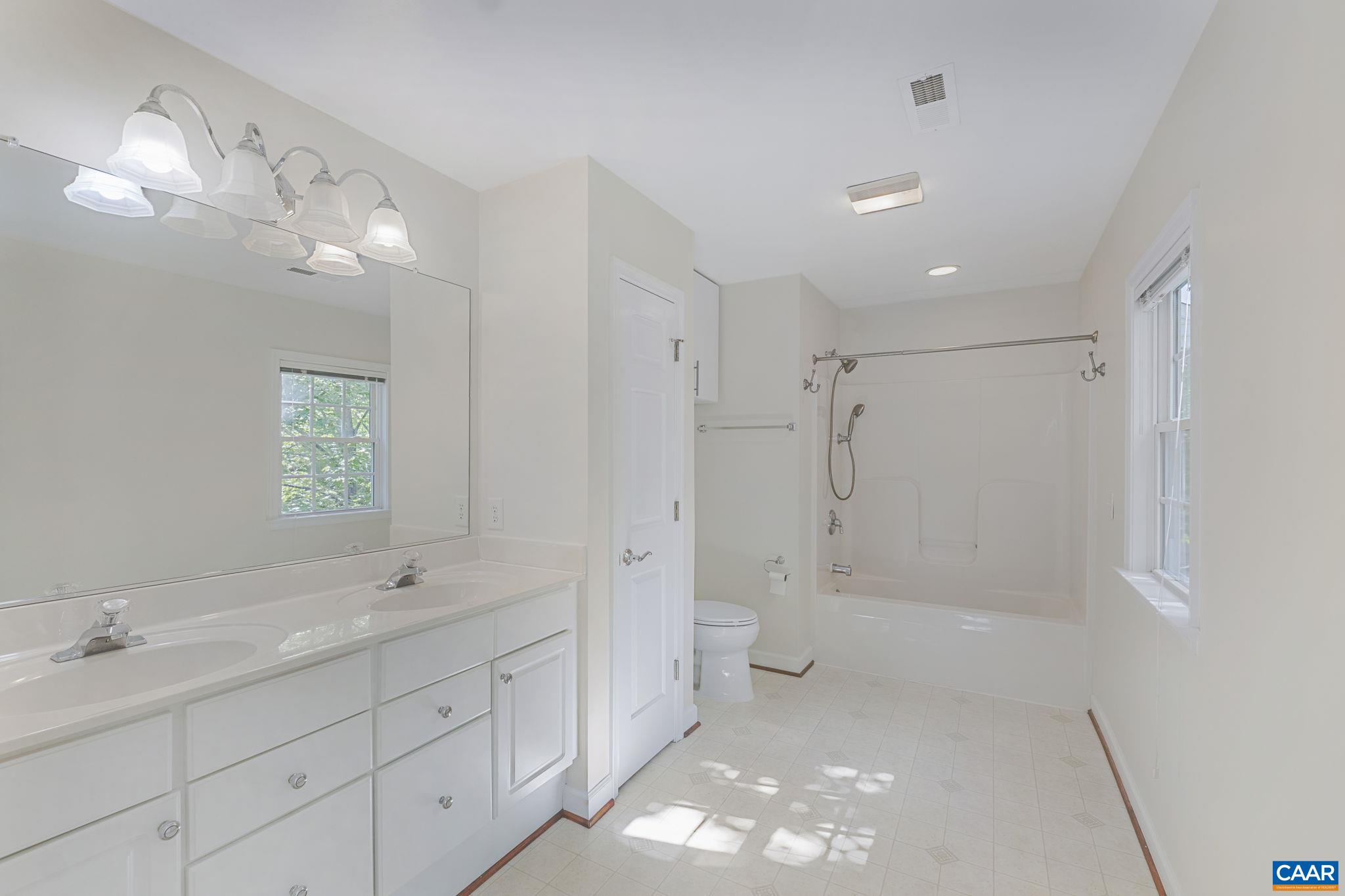 3353 TURNBERRY CIR, CHARLOTTESVILLE, Virginia 22911, 3 Bedrooms Bedrooms, ,2 BathroomsBathrooms,Residential,3353 TURNBERRY CIR,678438 MLS # 678438