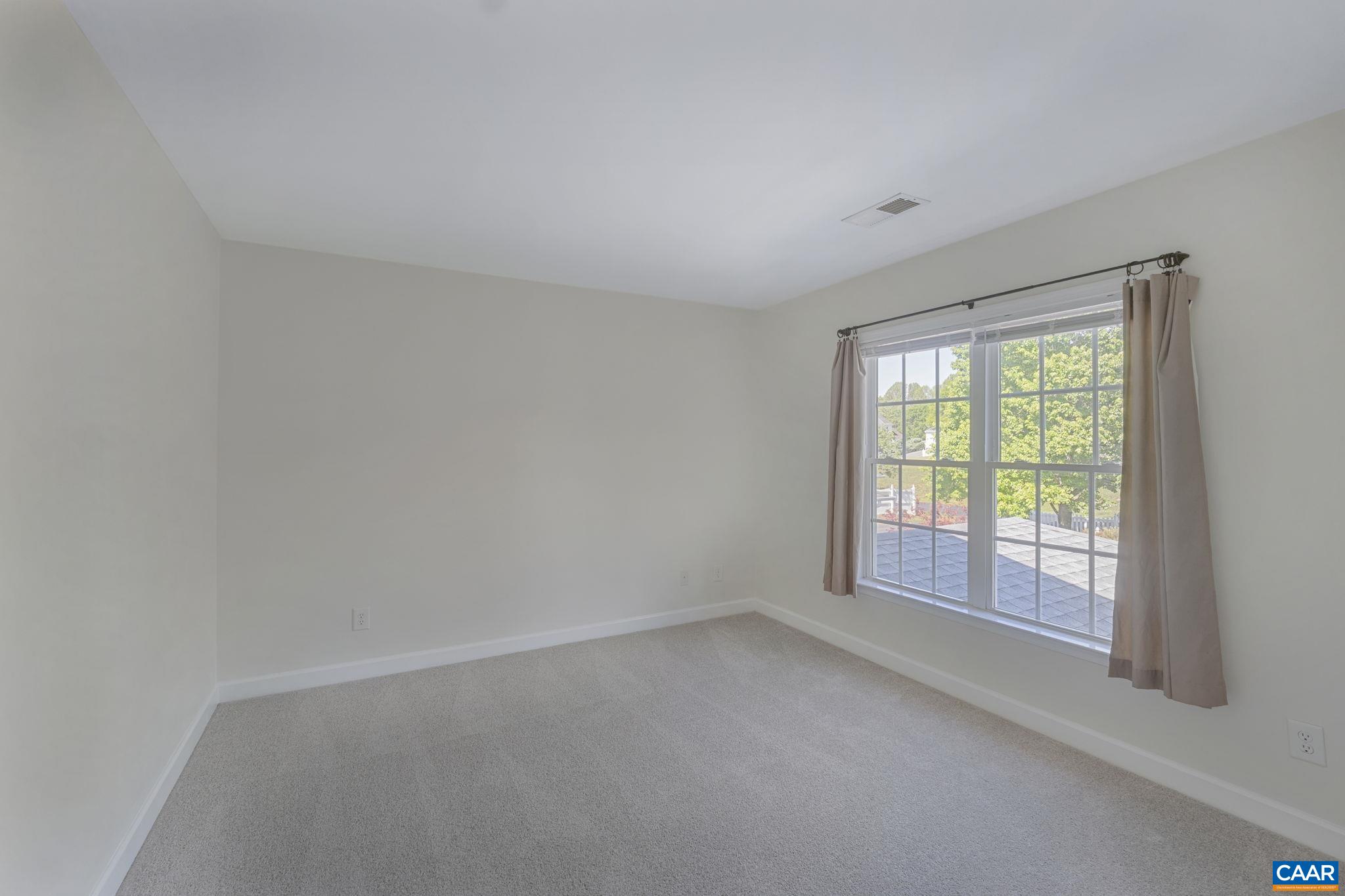 3353 TURNBERRY CIR, CHARLOTTESVILLE, Virginia 22911, 3 Bedrooms Bedrooms, ,2 BathroomsBathrooms,Residential,3353 TURNBERRY CIR,678438 MLS # 678438