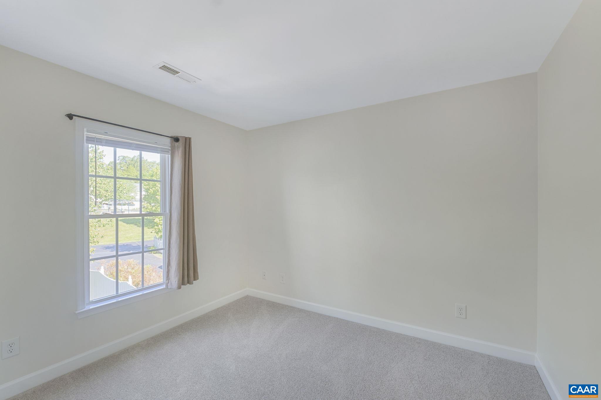 3353 TURNBERRY CIR, CHARLOTTESVILLE, Virginia 22911, 3 Bedrooms Bedrooms, ,2 BathroomsBathrooms,Residential,3353 TURNBERRY CIR,678438 MLS # 678438