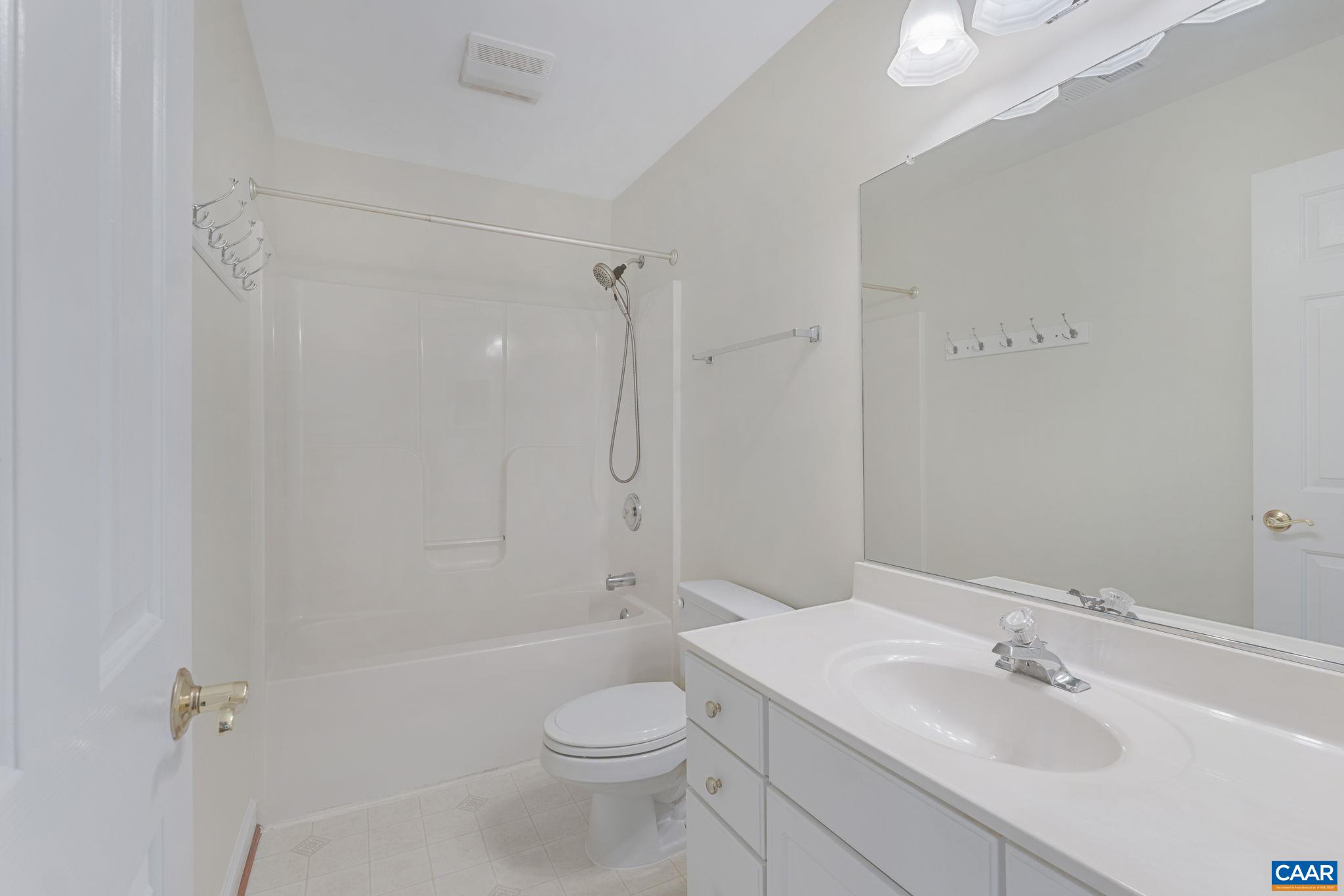 3353 TURNBERRY CIR, CHARLOTTESVILLE, Virginia 22911, 3 Bedrooms Bedrooms, ,2 BathroomsBathrooms,Residential,3353 TURNBERRY CIR,678438 MLS # 678438