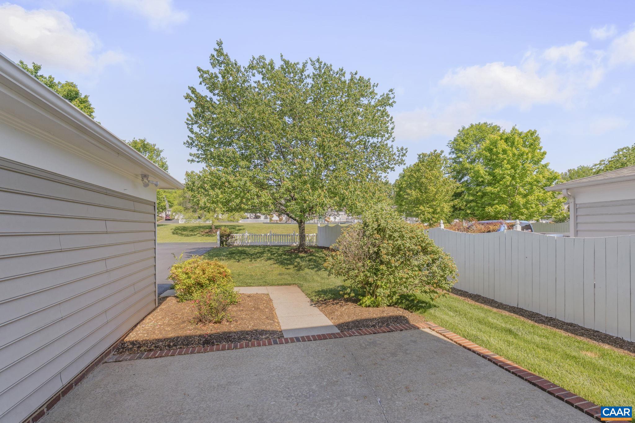 3353 TURNBERRY CIR, CHARLOTTESVILLE, Virginia 22911, 3 Bedrooms Bedrooms, ,2 BathroomsBathrooms,Residential,3353 TURNBERRY CIR,678438 MLS # 678438