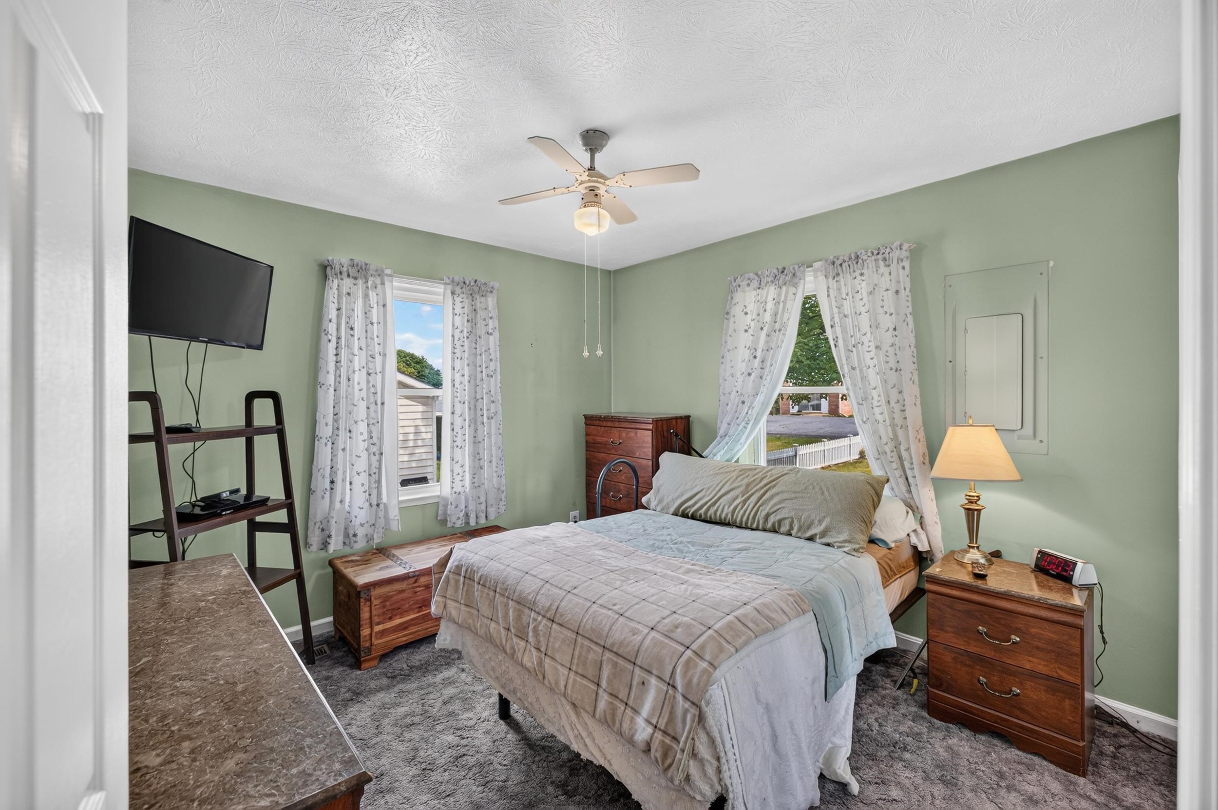 229 1ST ST, BROADWAY, Virginia 22815, 3 Bedrooms Bedrooms, ,1 BathroomBathrooms,Residential,229 1ST ST,678688 MLS # 678688