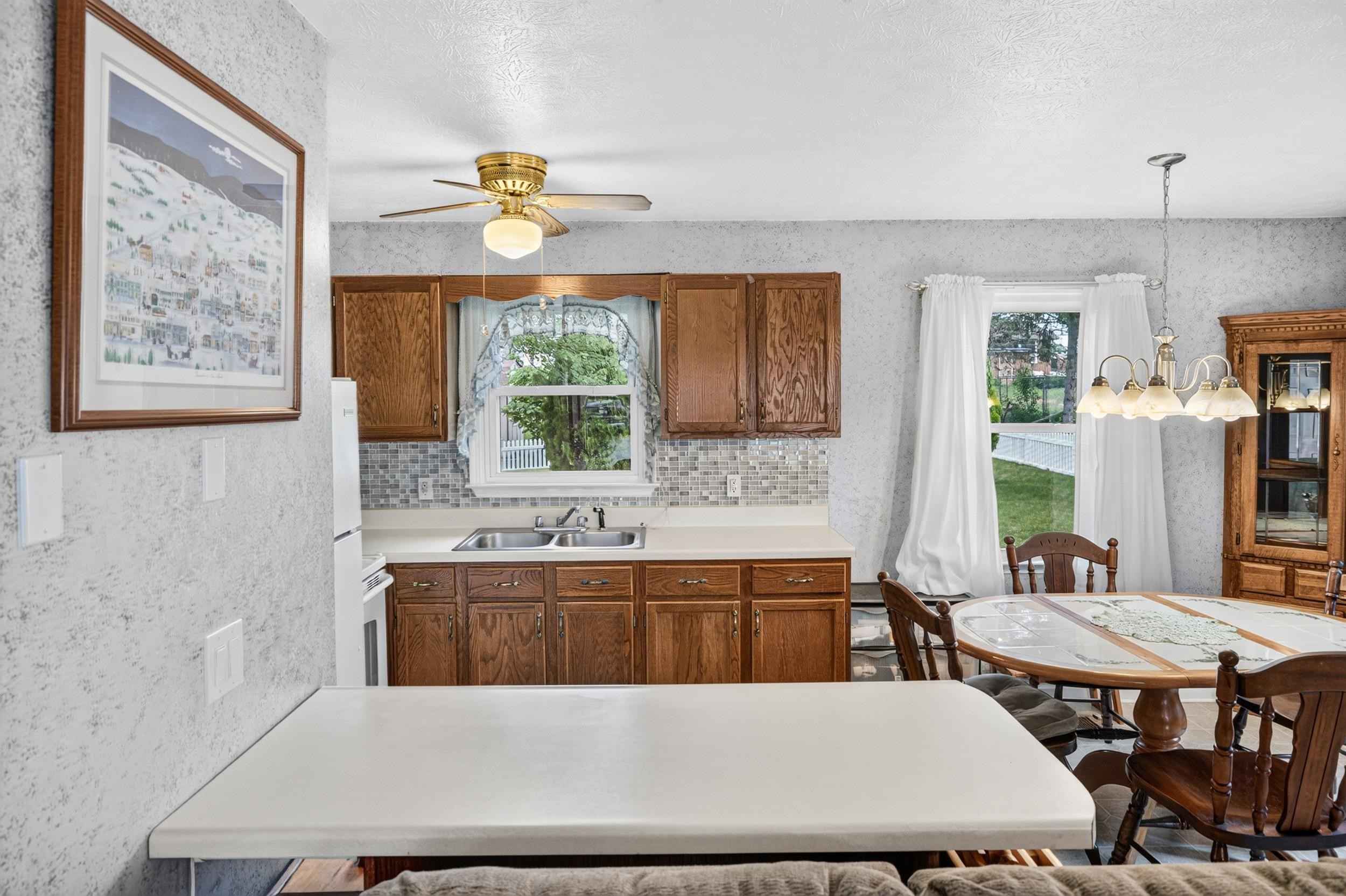 229 1ST ST, BROADWAY, Virginia 22815, 3 Bedrooms Bedrooms, ,1 BathroomBathrooms,Residential,229 1ST ST,678688 MLS # 678688