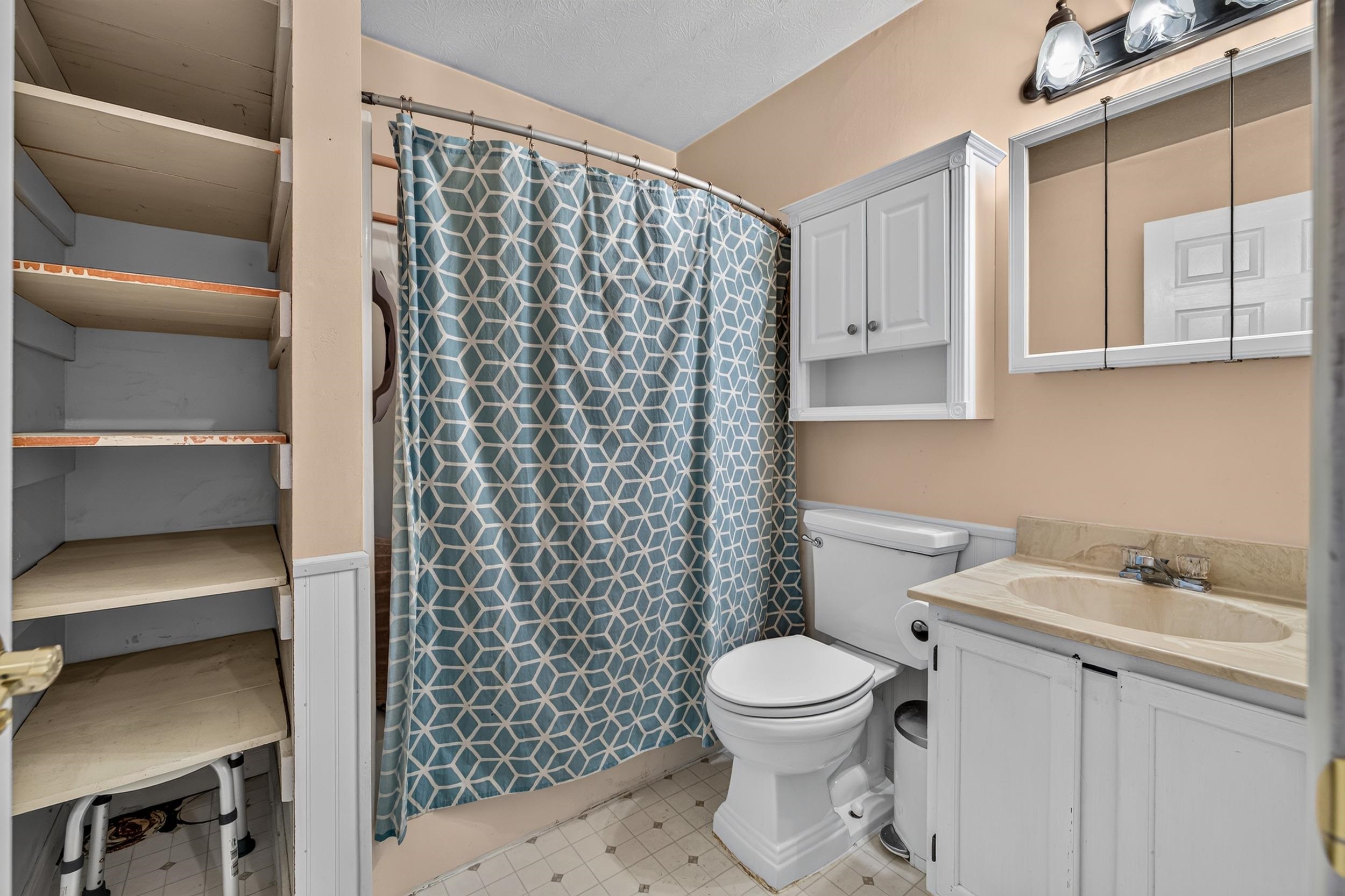229 1ST ST, BROADWAY, Virginia 22815, 3 Bedrooms Bedrooms, ,1 BathroomBathrooms,Residential,229 1ST ST,678688 MLS # 678688