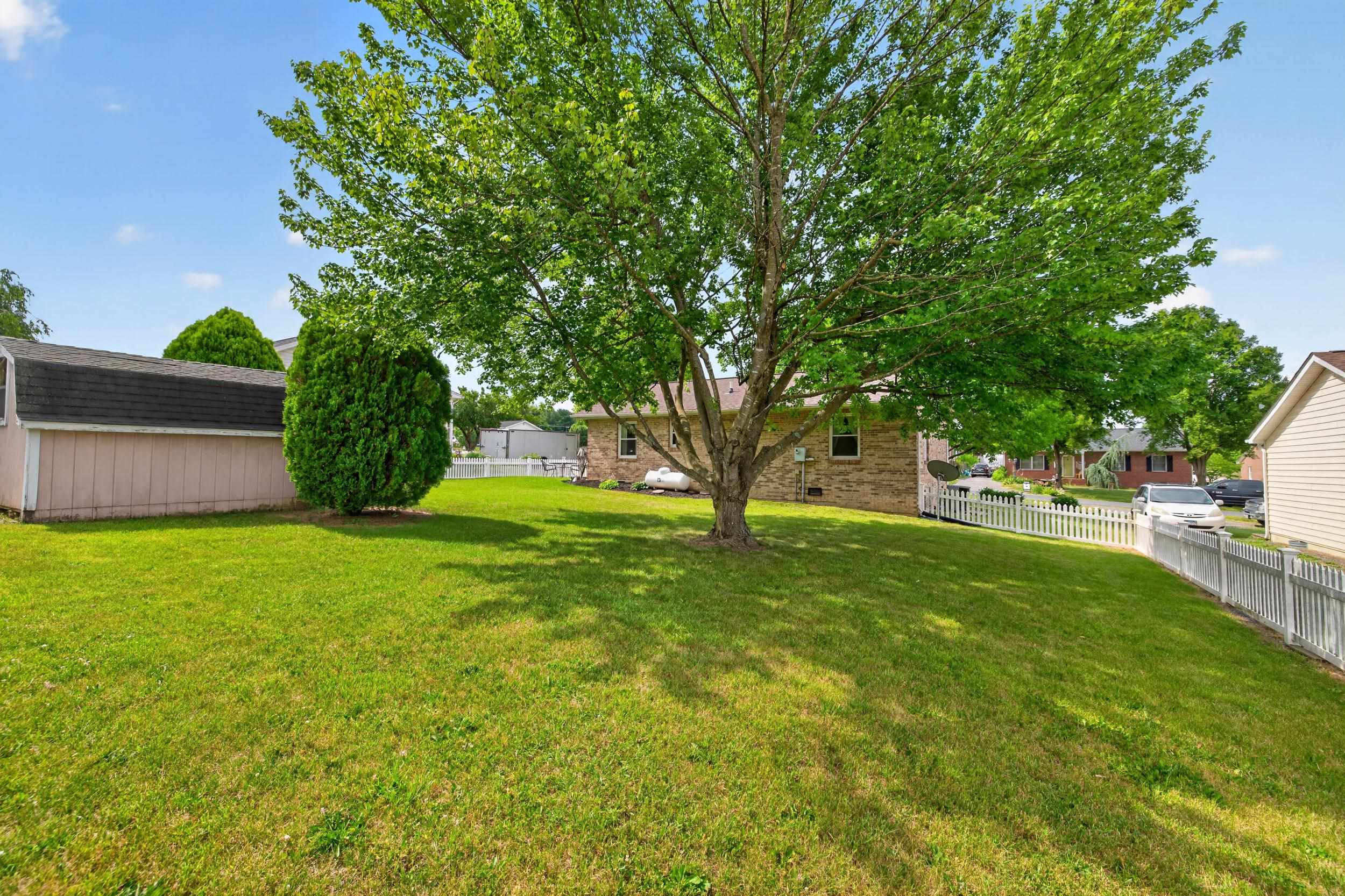 229 1ST ST, BROADWAY, Virginia 22815, 3 Bedrooms Bedrooms, ,1 BathroomBathrooms,Residential,229 1ST ST,678688 MLS # 678688