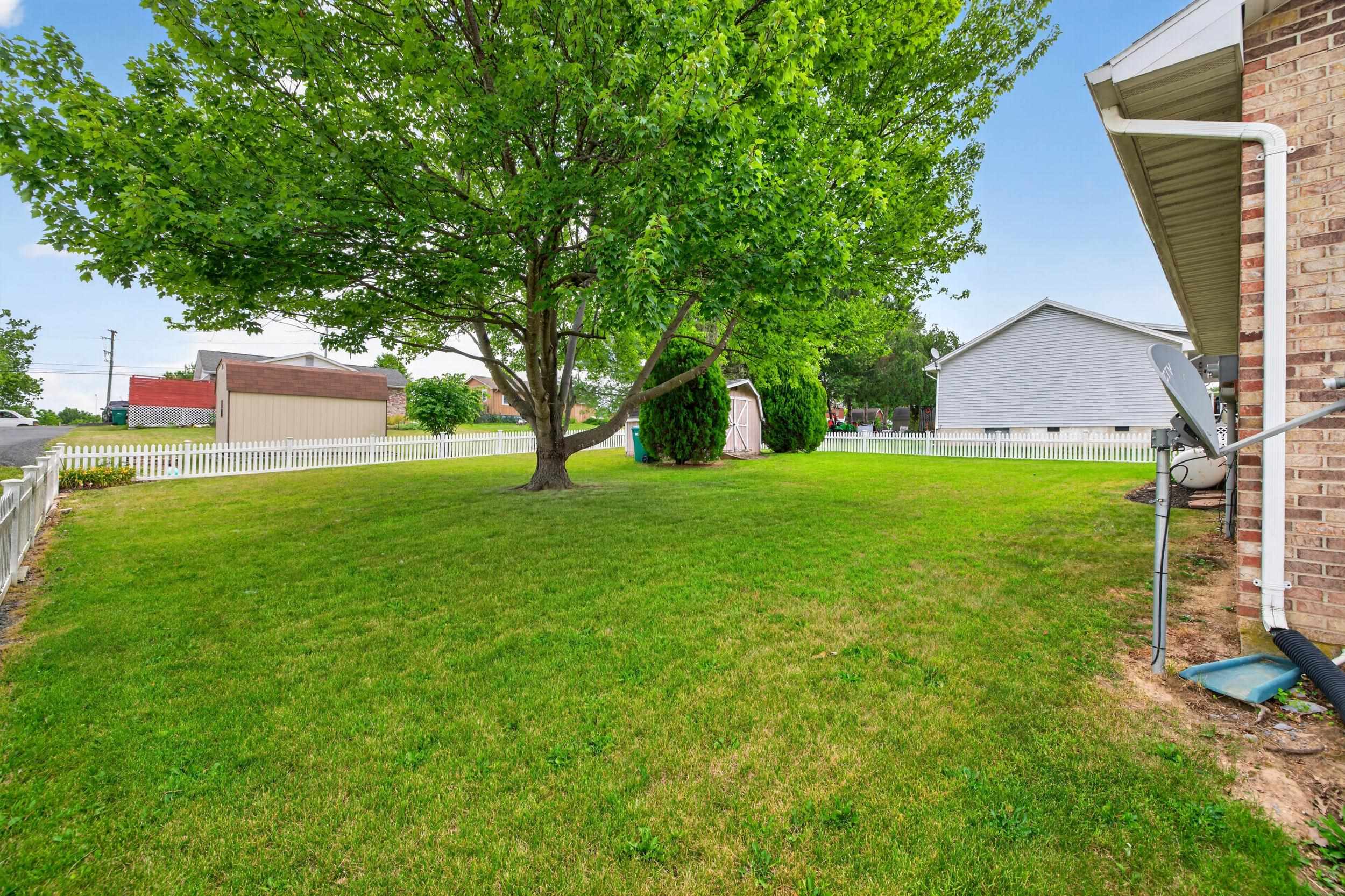 229 1ST ST, BROADWAY, Virginia 22815, 3 Bedrooms Bedrooms, ,1 BathroomBathrooms,Residential,229 1ST ST,678688 MLS # 678688