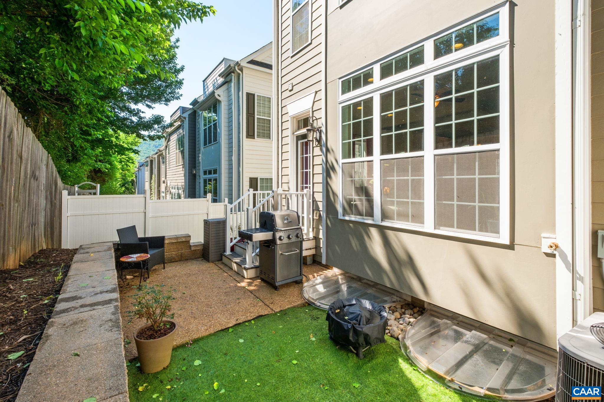 2048 AVINITY LOOP, CHARLOTTESVILLE, Virginia 22902, 3 Bedrooms Bedrooms, ,3 BathroomsBathrooms,Residential,2048 AVINITY LOOP,678704 MLS # 678704