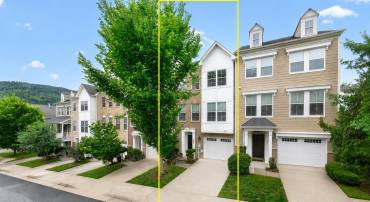 2057 AVINITY LOOP, CHARLOTTESVILLE, Virginia 22902, 3 Bedrooms Bedrooms, ,3 BathroomsBathrooms,Residential,2057 AVINITY LOOP,678721 MLS # 678721