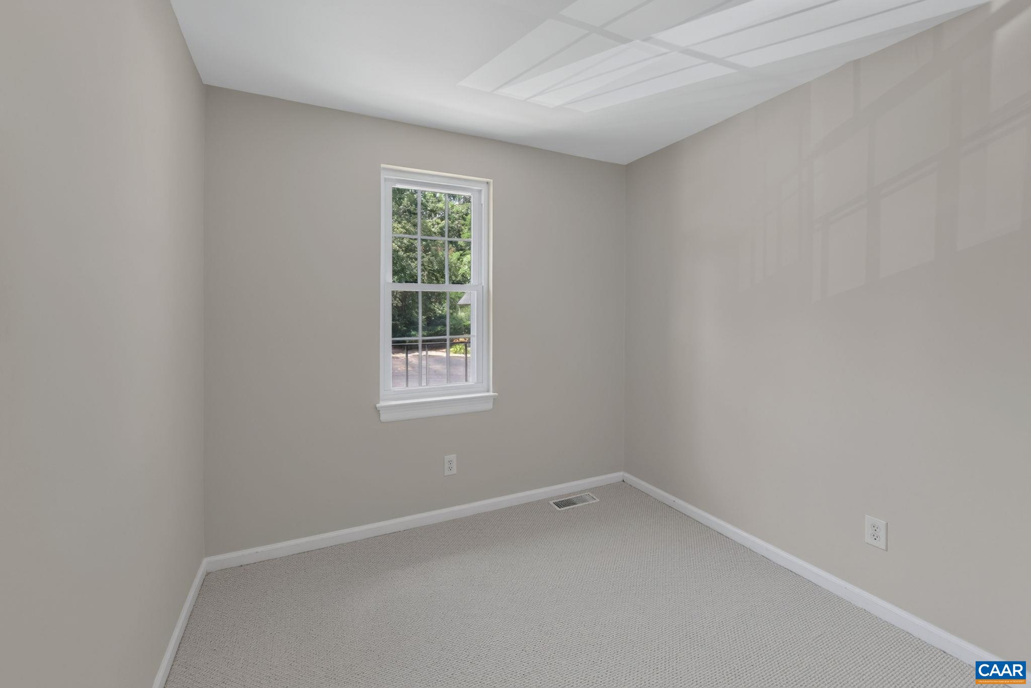 113 SCARBOROUGH PL, CHARLOTTESVILLE, Virginia 22903, 3 Bedrooms Bedrooms, ,1 BathroomBathrooms,Residential,113 SCARBOROUGH PL,678735 MLS # 678735