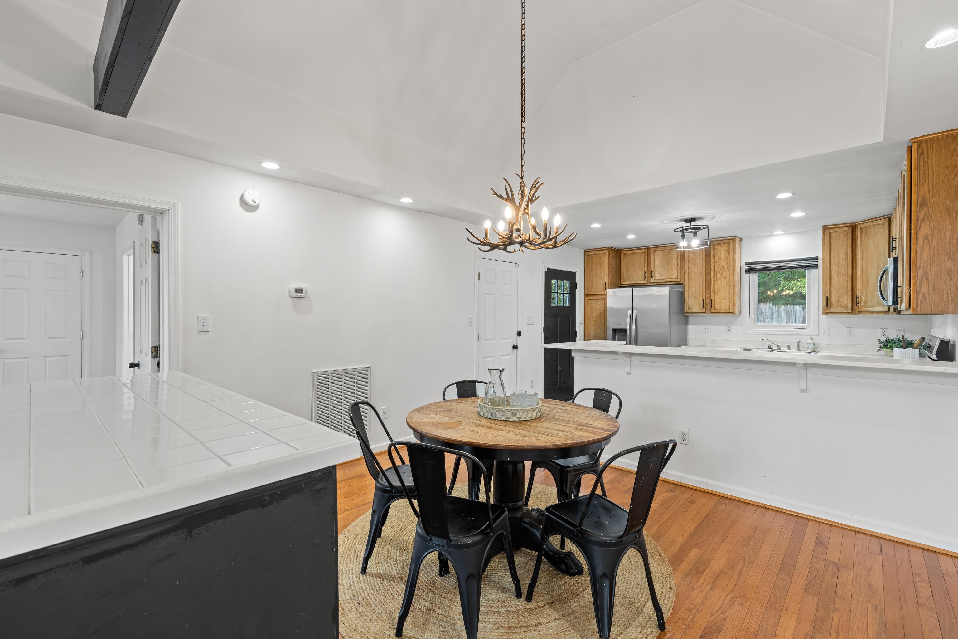 2425 OLD GREENVILLE RD, STAUNTON, Virginia 24401, 3 Bedrooms Bedrooms, ,2 BathroomsBathrooms,Residential,2425 OLD GREENVILLE RD,678837 MLS # 678837