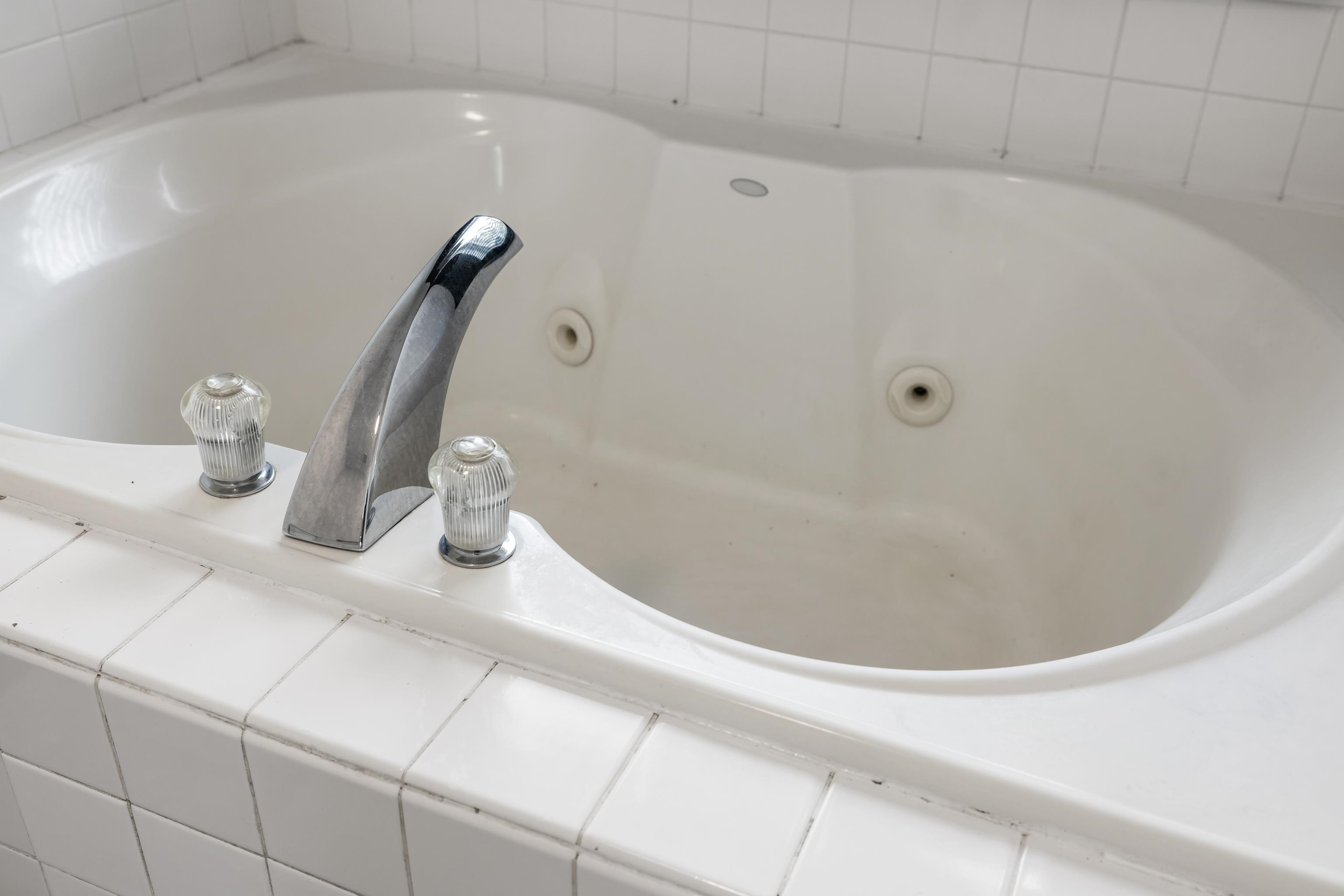 2425 OLD GREENVILLE RD, STAUNTON, Virginia 24401, 3 Bedrooms Bedrooms, ,2 BathroomsBathrooms,Residential,2425 OLD GREENVILLE RD,678837 MLS # 678837