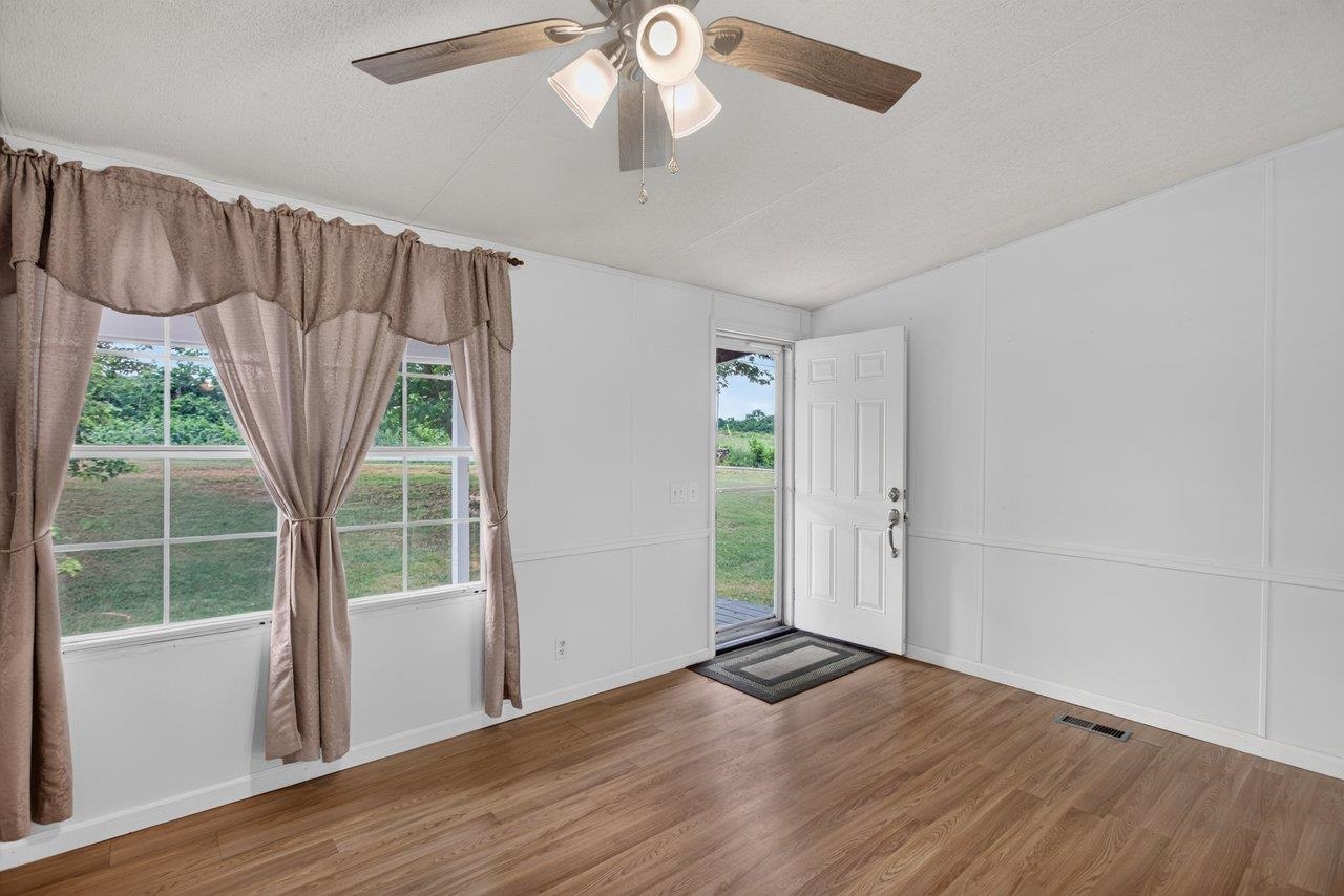 1859 QUICKSBURG RD, QUICKSBURG, Virginia 22847, 4 Bedrooms Bedrooms, ,2 BathroomsBathrooms,Residential,1859 QUICKSBURG RD,678838 MLS # 678838