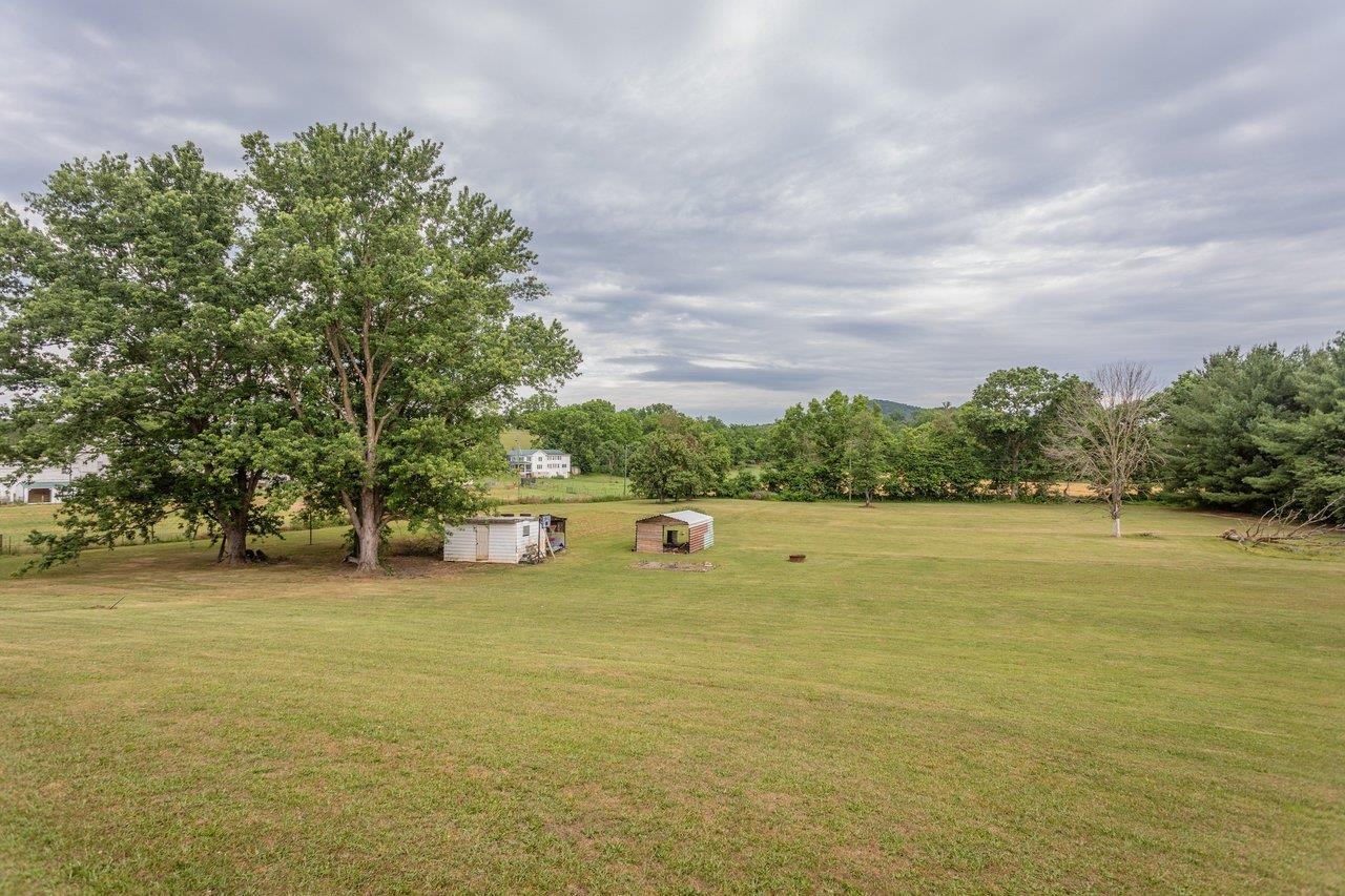 1859 QUICKSBURG RD, QUICKSBURG, Virginia 22847, 4 Bedrooms Bedrooms, ,2 BathroomsBathrooms,Residential,1859 QUICKSBURG RD,678838 MLS # 678838