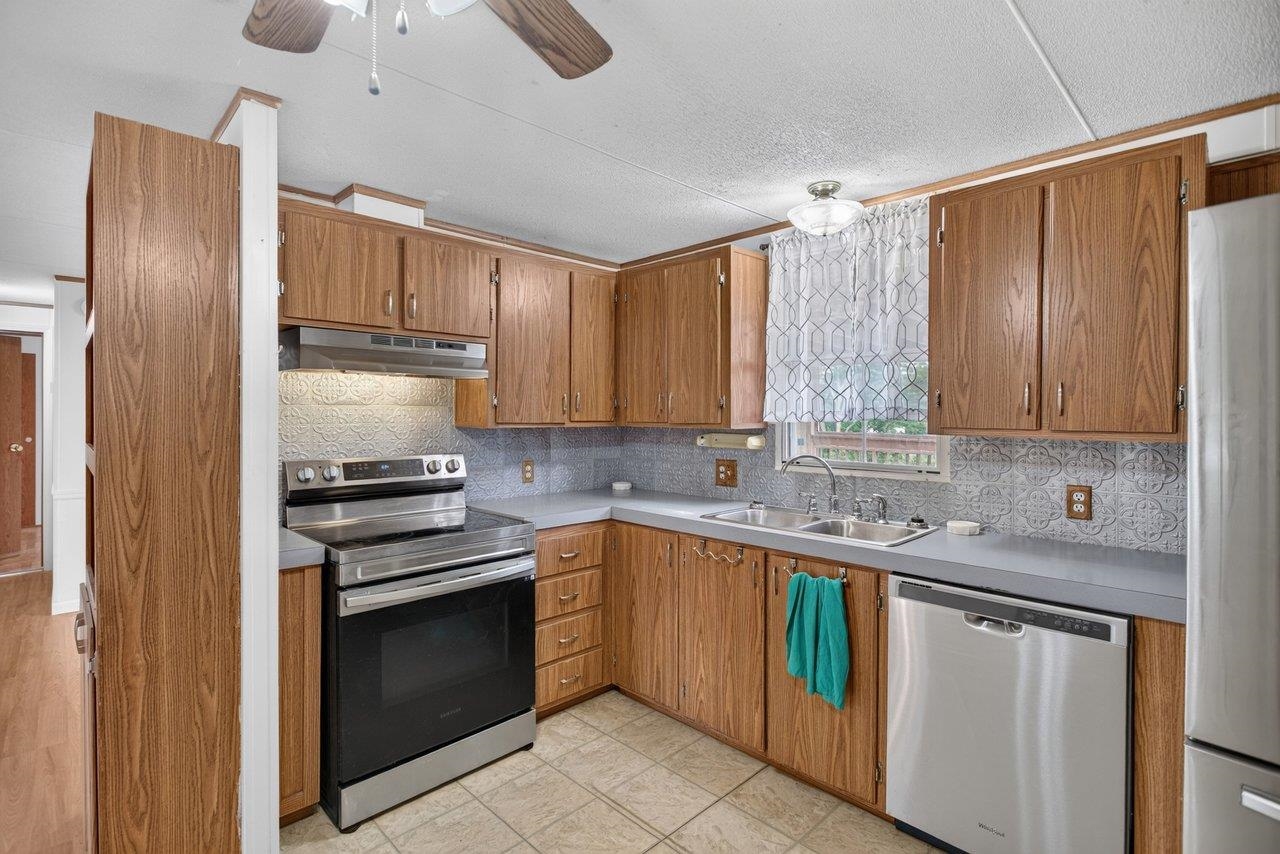 1859 QUICKSBURG RD, QUICKSBURG, Virginia 22847, 4 Bedrooms Bedrooms, ,2 BathroomsBathrooms,Residential,1859 QUICKSBURG RD,678838 MLS # 678838