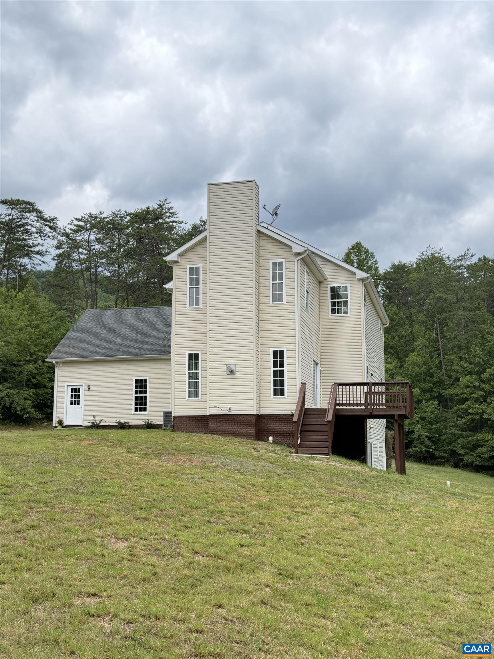106 MOUNTAINSIDE DR, STANARDSVILLE, Virginia 22973, 4 Bedrooms Bedrooms, ,2 BathroomsBathrooms,Residential,106 MOUNTAINSIDE DR,678840 MLS # 678840