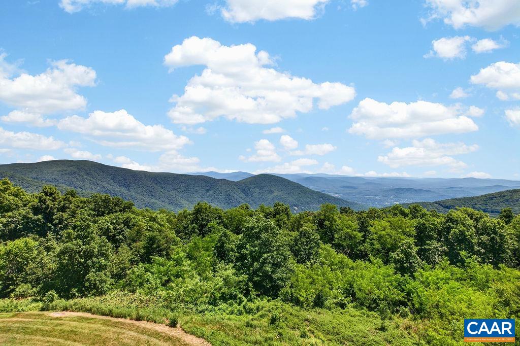 1933 HIGH RIDGE PL CONDOS, WINTERGREEN RESORT, Virginia 22967, 2 Bedrooms Bedrooms, ,2 BathroomsBathrooms,Residential,1933 HIGH RIDGE PL CONDOS,678841 MLS # 678841