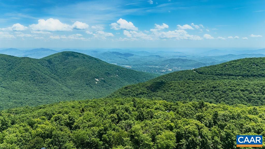 1933 HIGH RIDGE PL CONDOS, WINTERGREEN RESORT, Virginia 22967, 2 Bedrooms Bedrooms, ,2 BathroomsBathrooms,Residential,1933 HIGH RIDGE PL CONDOS,678841 MLS # 678841