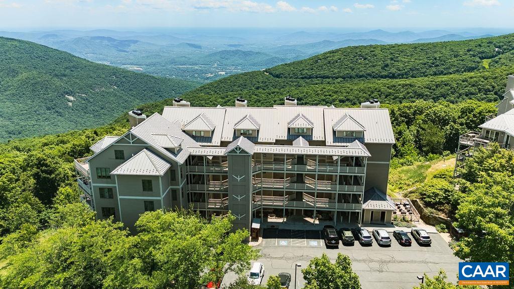 1933 HIGH RIDGE PL CONDOS, WINTERGREEN RESORT, Virginia 22967, 2 Bedrooms Bedrooms, ,2 BathroomsBathrooms,Residential,1933 HIGH RIDGE PL CONDOS,678841 MLS # 678841