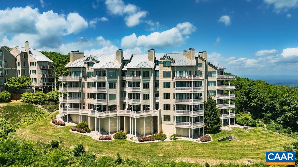 1933 HIGH RIDGE PL CONDOS, WINTERGREEN RESORT, Virginia 22967, 2 Bedrooms Bedrooms, ,2 BathroomsBathrooms,Residential,1933 HIGH RIDGE PL CONDOS,678841 MLS # 678841