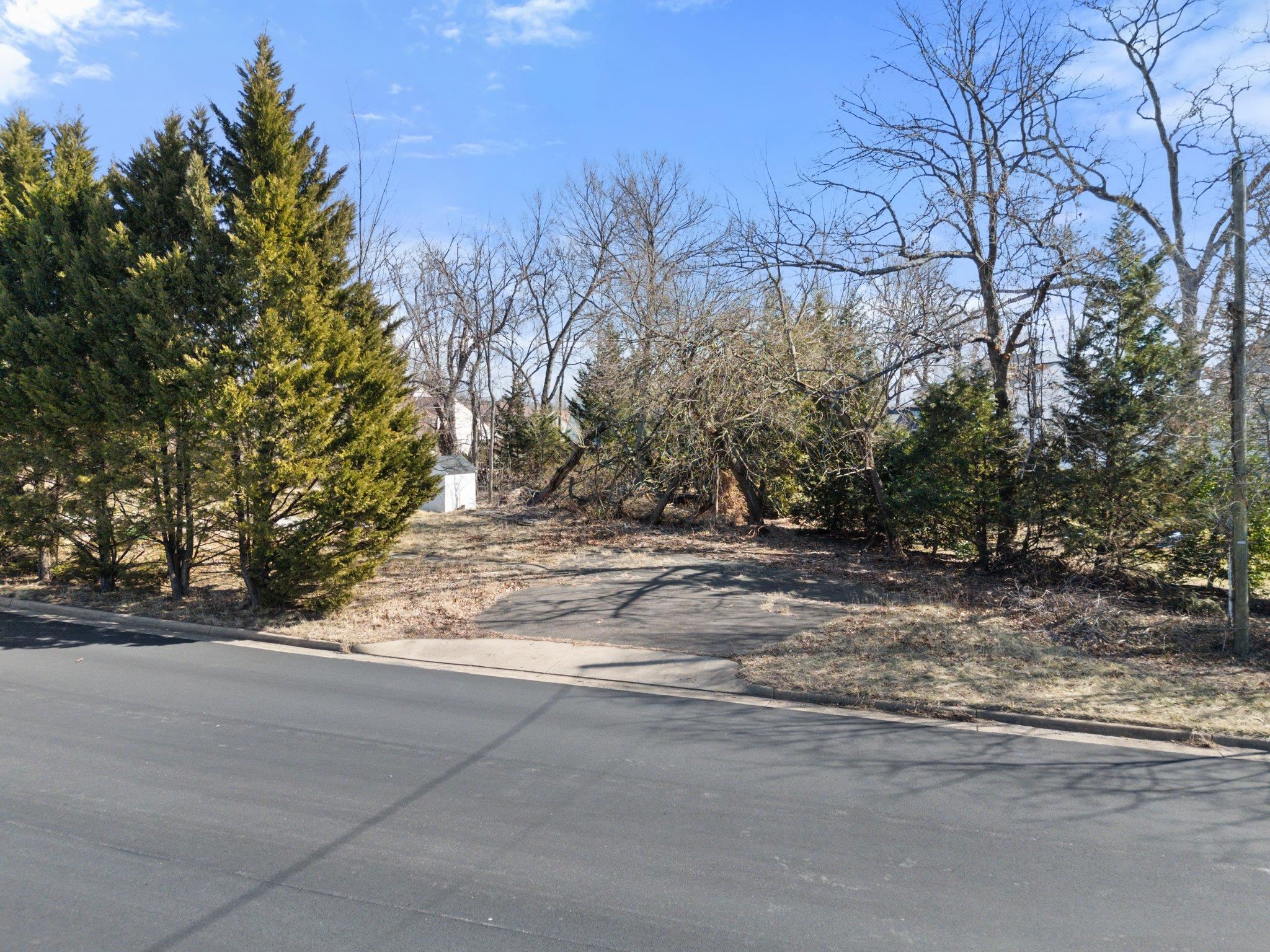 20576 ASHBURN RD, ASHBURN, Virginia 20147, ,Land,20576 ASHBURN RD,678878 MLS # 678878