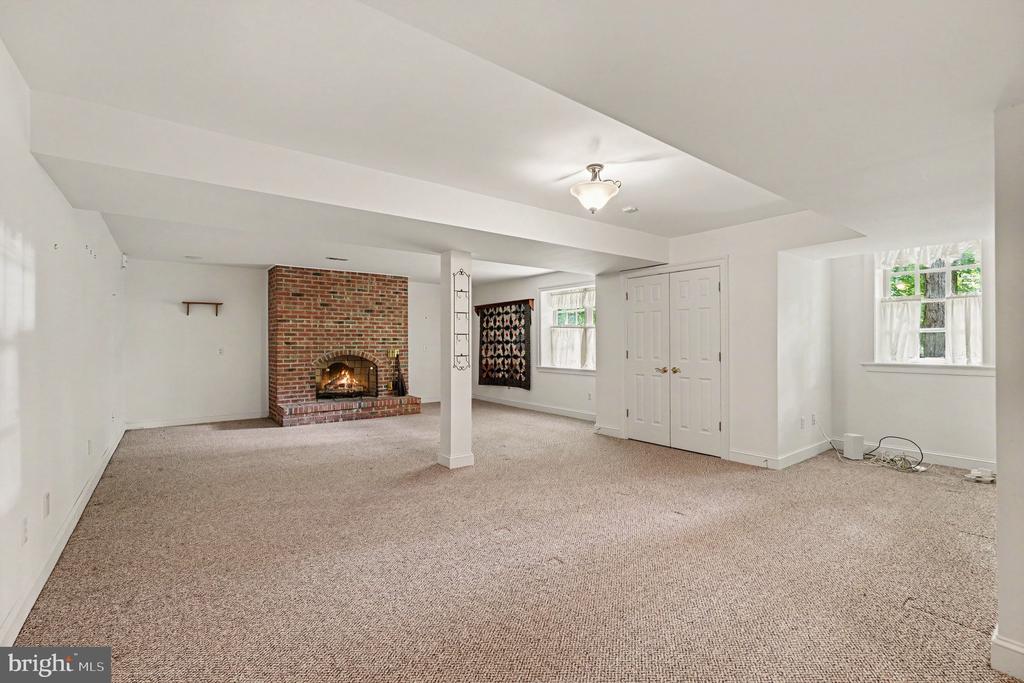 13517 5TH CORPS LN, FREDERICKSBURG, Virginia 22407, 4 Bedrooms Bedrooms, ,4 BathroomsBathrooms,Residential,13517 5TH CORPS LN,VASP2042614 MLS # VASP2042614