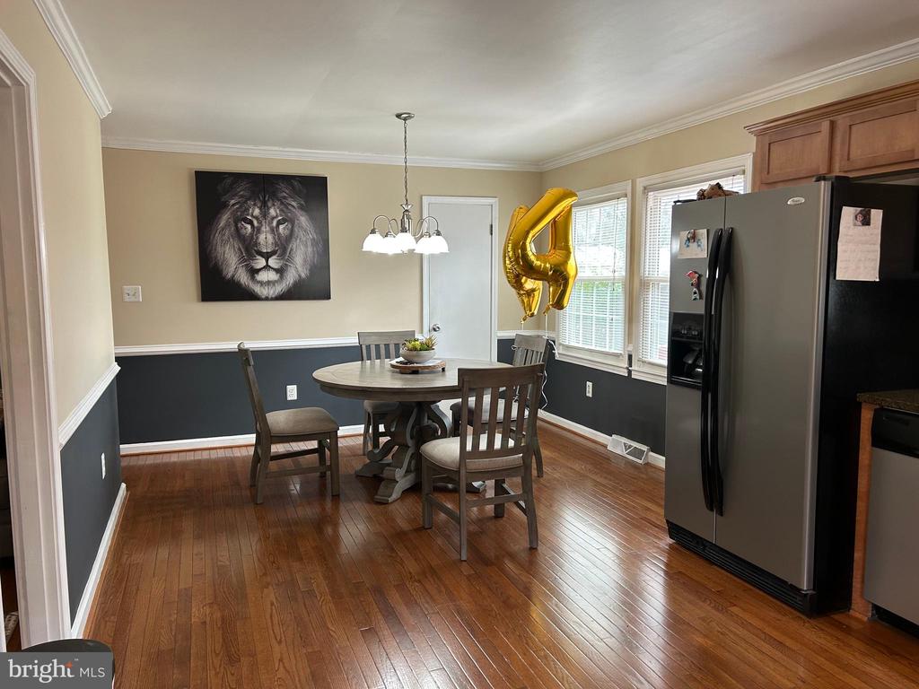 5502 LARCH ST, FREDERICKSBURG, Virginia 22407, 3 Bedrooms Bedrooms, ,2 BathroomsBathrooms,Residential,5502 LARCH ST,VASP2042640 MLS # VASP2042640