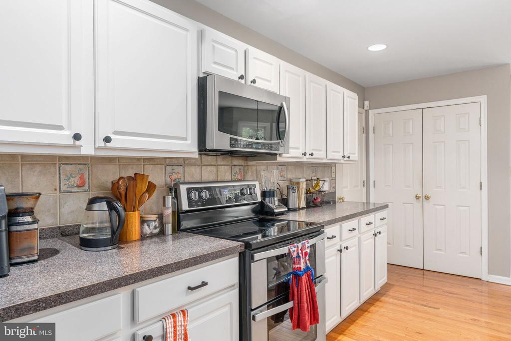 9609 NORWICK LN, FREDERICKSBURG, Virginia 22408, 4 Bedrooms Bedrooms, ,3 BathroomsBathrooms,Residential,9609 NORWICK LN,VASP2042740 MLS # VASP2042740