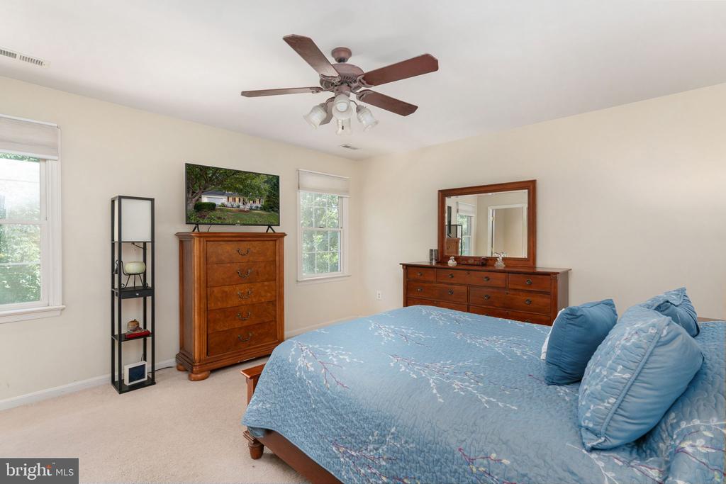 9609 NORWICK LN, FREDERICKSBURG, Virginia 22408, 4 Bedrooms Bedrooms, ,3 BathroomsBathrooms,Residential,9609 NORWICK LN,VASP2042740 MLS # VASP2042740