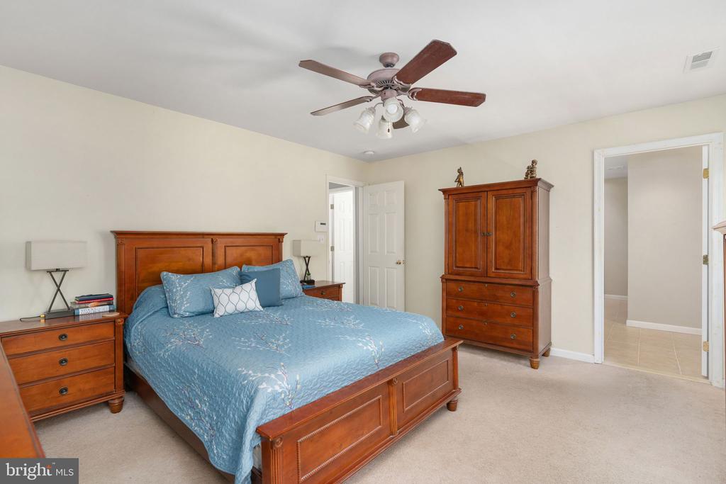 9609 NORWICK LN, FREDERICKSBURG, Virginia 22408, 4 Bedrooms Bedrooms, ,3 BathroomsBathrooms,Residential,9609 NORWICK LN,VASP2042740 MLS # VASP2042740