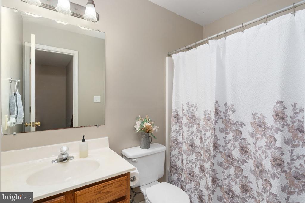 9609 NORWICK LN, FREDERICKSBURG, Virginia 22408, 4 Bedrooms Bedrooms, ,3 BathroomsBathrooms,Residential,9609 NORWICK LN,VASP2042740 MLS # VASP2042740