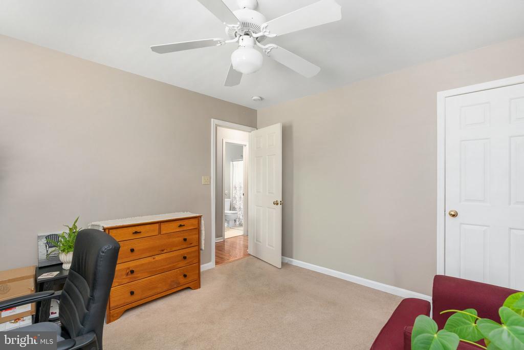 9609 NORWICK LN, FREDERICKSBURG, Virginia 22408, 4 Bedrooms Bedrooms, ,3 BathroomsBathrooms,Residential,9609 NORWICK LN,VASP2042740 MLS # VASP2042740
