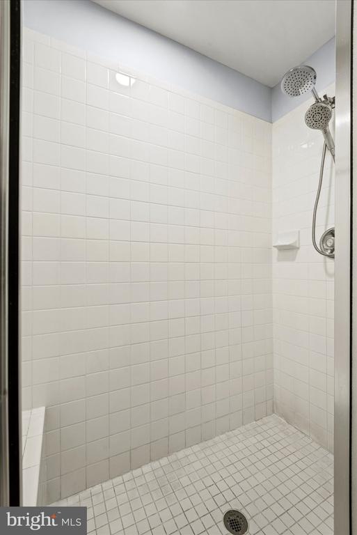 9912 HOLLAND MEADOWS CT, FREDERICKSBURG, Virginia 22408, 6 Bedrooms Bedrooms, ,4 BathroomsBathrooms,Residential,9912 HOLLAND MEADOWS CT,VASP2042824 MLS # VASP2042824