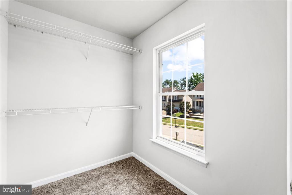 9912 HOLLAND MEADOWS CT, FREDERICKSBURG, Virginia 22408, 6 Bedrooms Bedrooms, ,4 BathroomsBathrooms,Residential,9912 HOLLAND MEADOWS CT,VASP2042824 MLS # VASP2042824