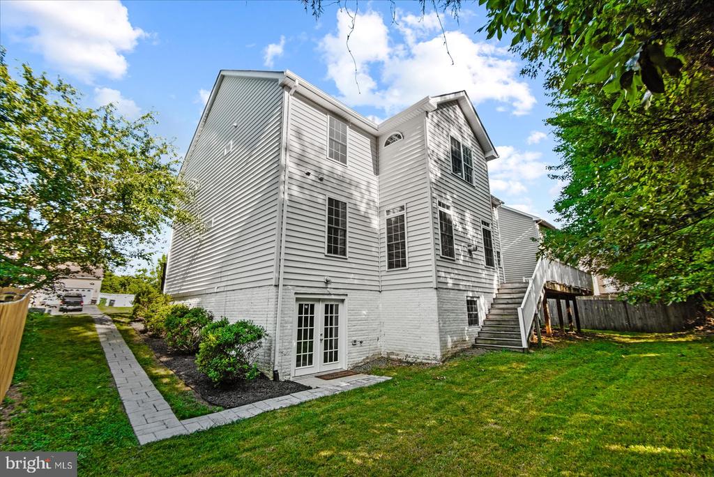 9912 HOLLAND MEADOWS CT, FREDERICKSBURG, Virginia 22408, 6 Bedrooms Bedrooms, ,4 BathroomsBathrooms,Residential,9912 HOLLAND MEADOWS CT,VASP2042824 MLS # VASP2042824