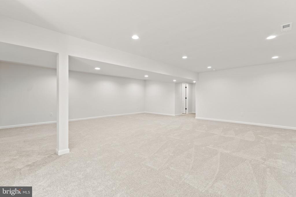 12817 PLANTATION DR, SPOTSYLVANIA, Virginia 22551, 5 Bedrooms Bedrooms, ,3 BathroomsBathrooms,Residential,12817 PLANTATION DR,VASP2042908 MLS # VASP2042908
