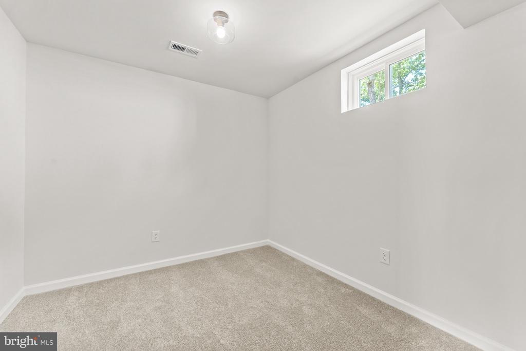 12817 PLANTATION DR, SPOTSYLVANIA, Virginia 22551, 5 Bedrooms Bedrooms, ,3 BathroomsBathrooms,Residential,12817 PLANTATION DR,VASP2042908 MLS # VASP2042908