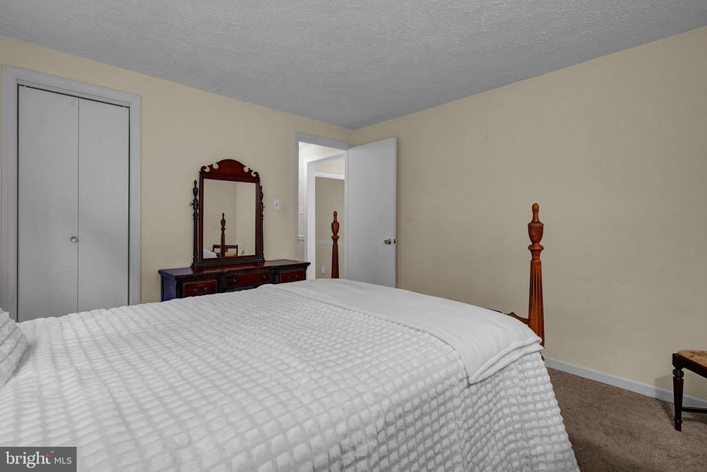 6067 PILGRIMS REST RD, BROAD RUN, Virginia 20137, 3 Bedrooms Bedrooms, ,2 BathroomsBathrooms,Residential,6067 PILGRIMS REST RD,VAFQ2022692 MLS # VAFQ2022692