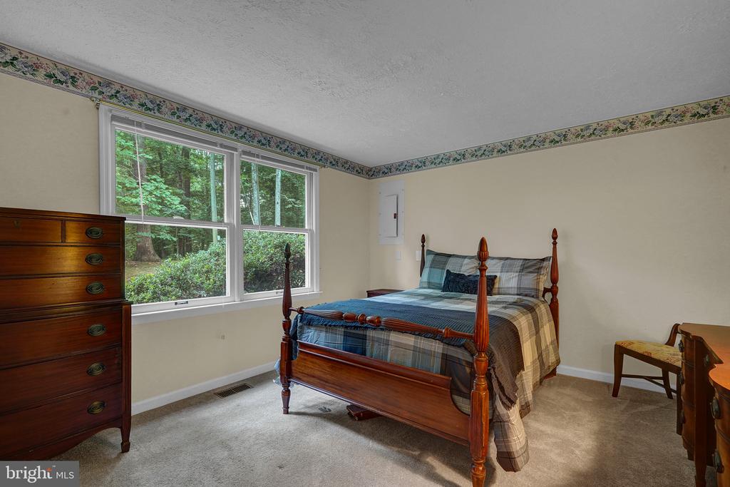 6067 PILGRIMS REST RD, BROAD RUN, Virginia 20137, 3 Bedrooms Bedrooms, ,2 BathroomsBathrooms,Residential,6067 PILGRIMS REST RD,VAFQ2022692 MLS # VAFQ2022692