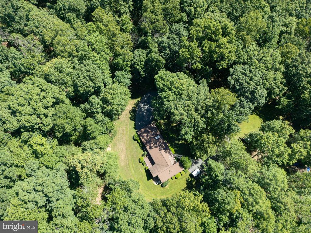 6067 PILGRIMS REST RD, BROAD RUN, Virginia 20137, 3 Bedrooms Bedrooms, ,2 BathroomsBathrooms,Residential,6067 PILGRIMS REST RD,VAFQ2022692 MLS # VAFQ2022692
