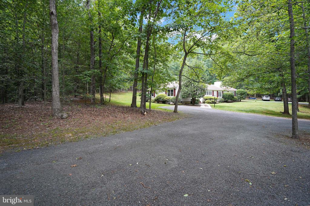 6067 PILGRIMS REST RD, BROAD RUN, Virginia 20137, 3 Bedrooms Bedrooms, ,2 BathroomsBathrooms,Residential,6067 PILGRIMS REST RD,VAFQ2022692 MLS # VAFQ2022692