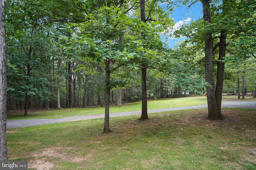 6067 PILGRIMS REST RD, BROAD RUN, Virginia 20137, 3 Bedrooms Bedrooms, ,2 BathroomsBathrooms,Residential,6067 PILGRIMS REST RD,VAFQ2022692 MLS # VAFQ2022692