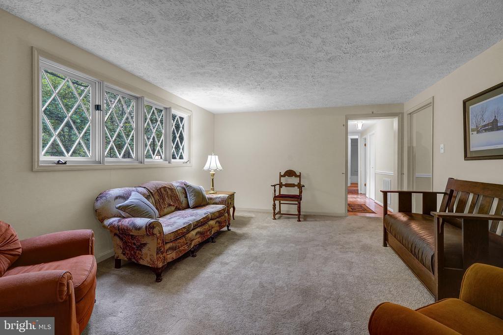 6067 PILGRIMS REST RD, BROAD RUN, Virginia 20137, 3 Bedrooms Bedrooms, ,2 BathroomsBathrooms,Residential,6067 PILGRIMS REST RD,VAFQ2022692 MLS # VAFQ2022692