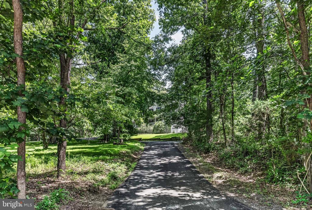 5645 COUNTRYSIDE CIR, JEFFERSONTON, Virginia 22724, 4 Bedrooms Bedrooms, ,4 BathroomsBathrooms,Residential,5645 COUNTRYSIDE CIR,VACU2014118 MLS # VACU2014118